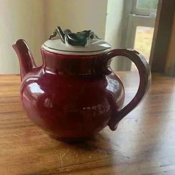 Vintage Red Wing Pottery Maroon Normandy Tea Pot - Picture 5 of 16